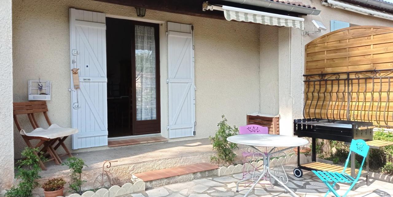 Au Coeur De La Provence Verte Le Cannet-des-Maures Kültér fotó